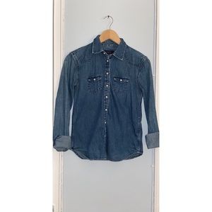 American Eagle | Denim Button Down